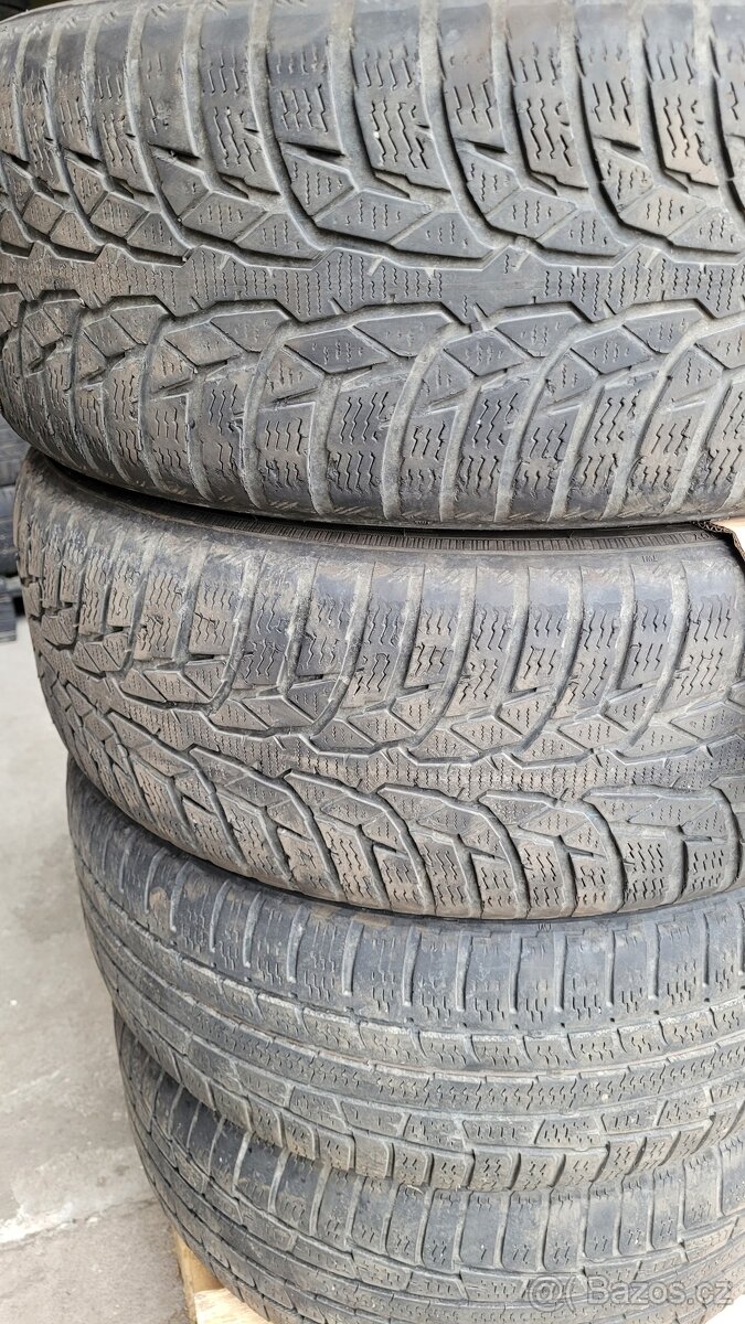 Pneumatiky zimní 205/55 R16