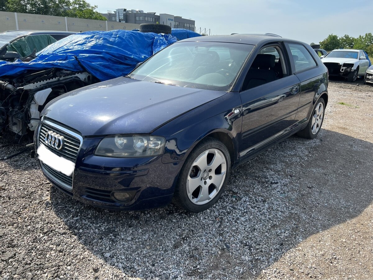 Audi A3 8P náhradní díly