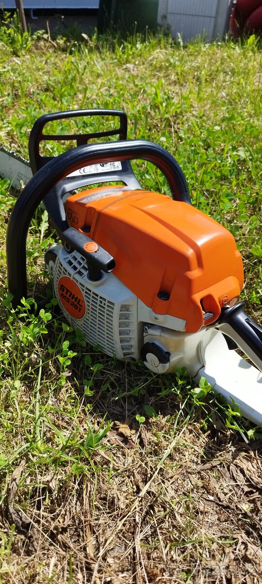 Motorová pila Stihl MS 261