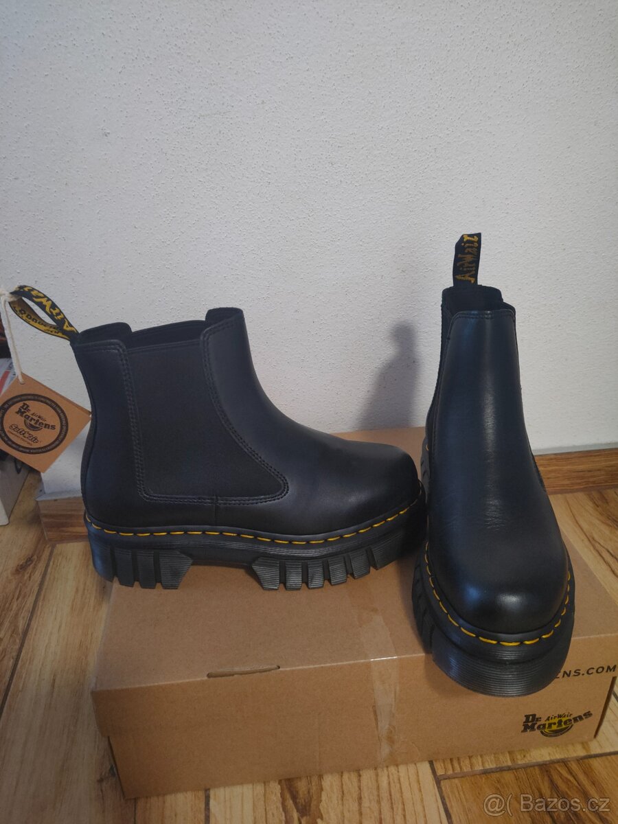 Nové dr.martens chelsea boty