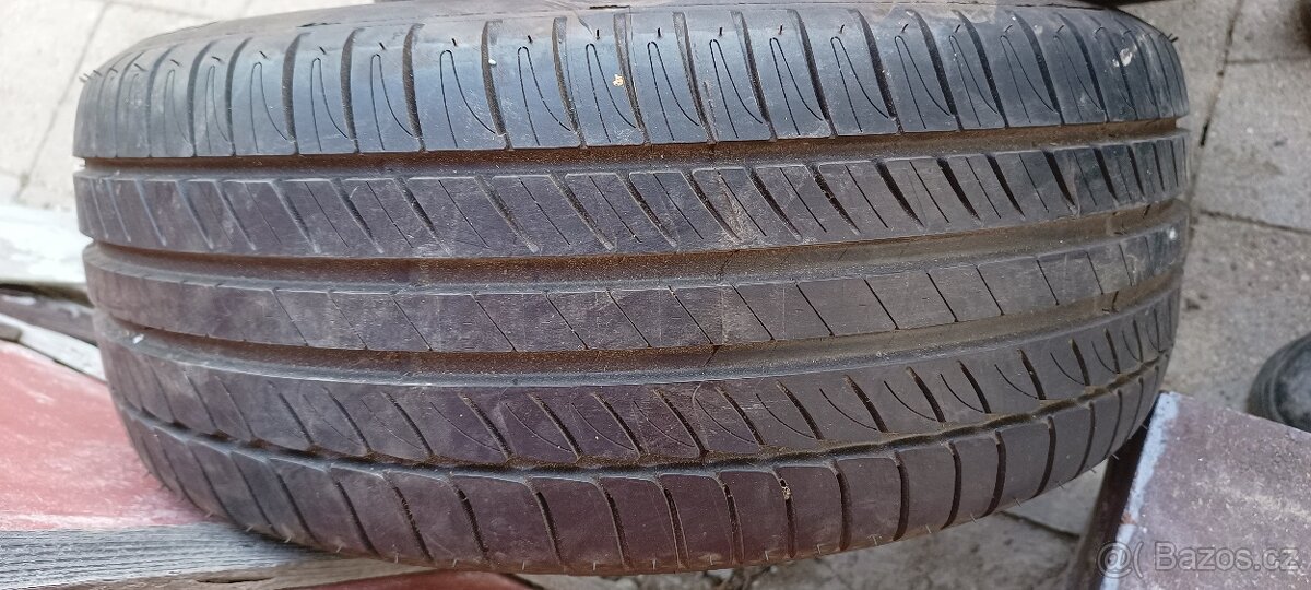 LETNÍ PNEU MICHELIN 225/55 R17 1 kus