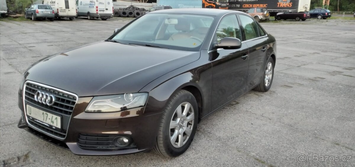 AUDI  A4 8K limuz.1,8 TFSI 2011 140tis.km 1.majitel TOP STAV