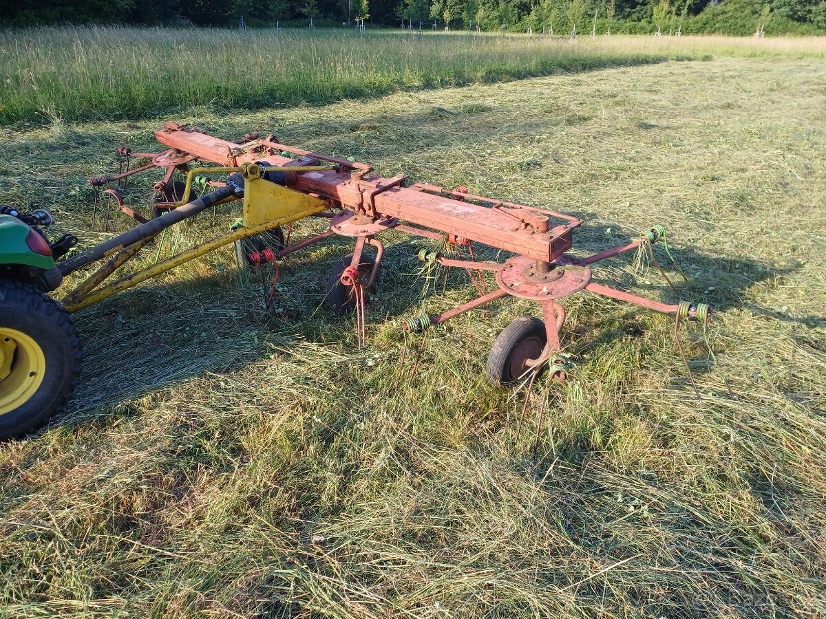 Obraceč na seno Fella 4,6m, za malotraktor