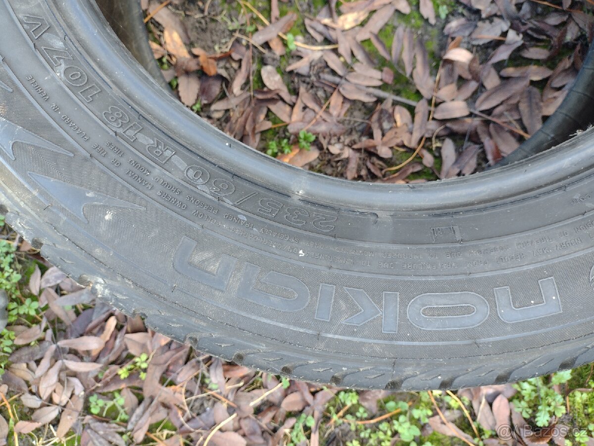 Nokian WR 235/60 R18 XL zimní (1 kus)