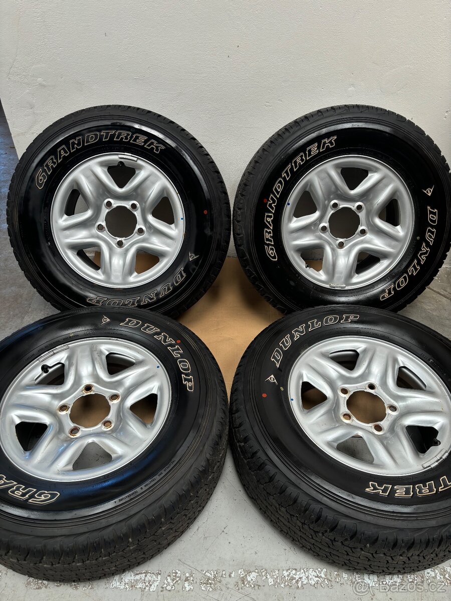 285/65/17 Dunlop Grandtrek Nová sada Toyota Landcruiser