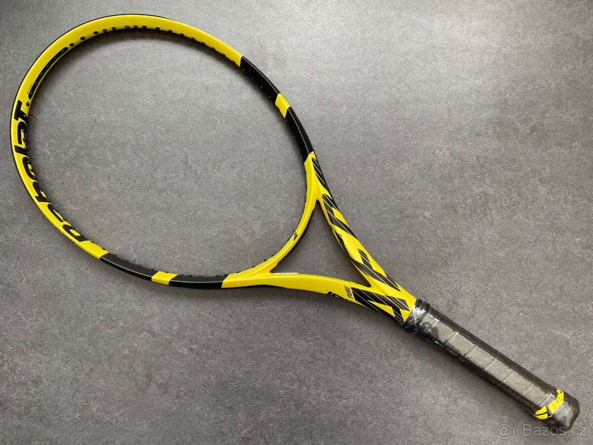 Nová tenisová raketa Babolat Pure Aero RAFA grip G4