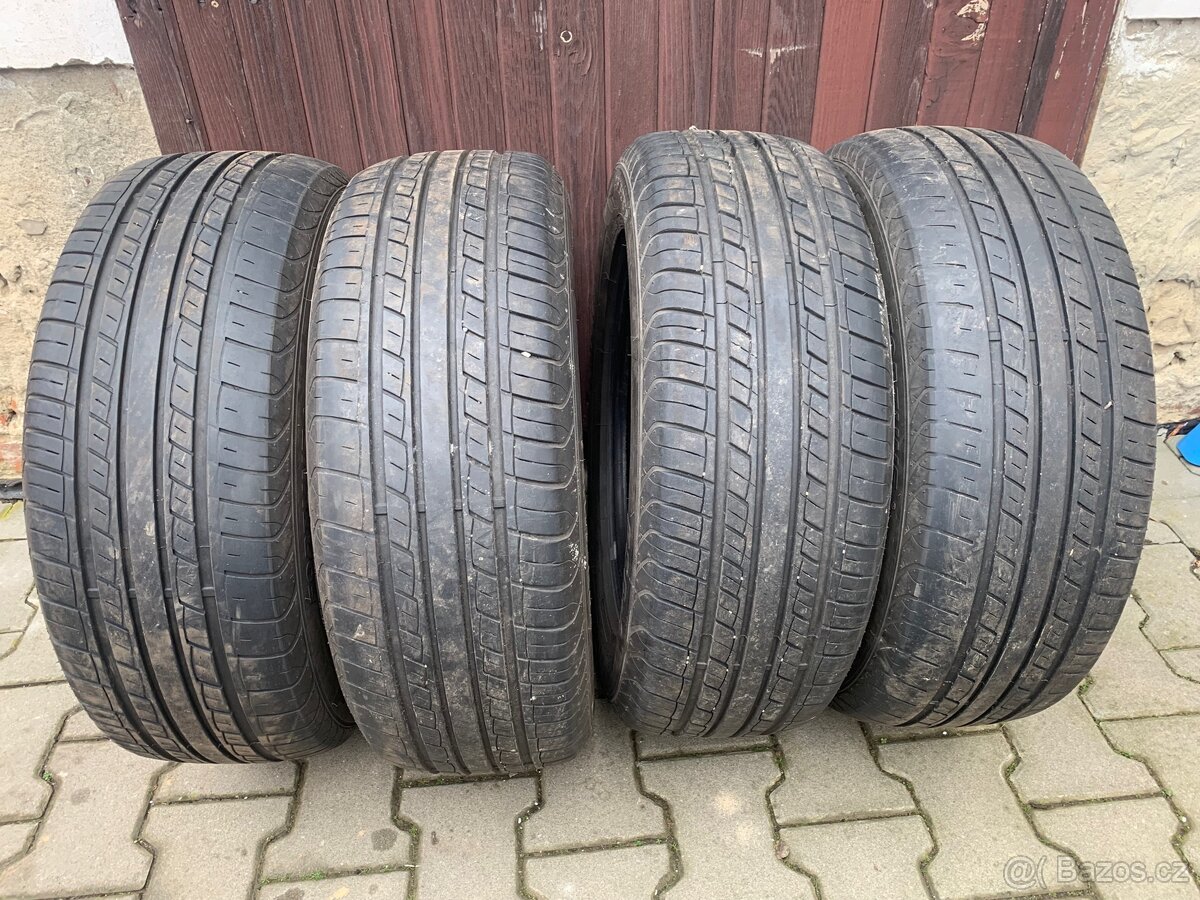 Letní pneu Fortune 215/60 R16