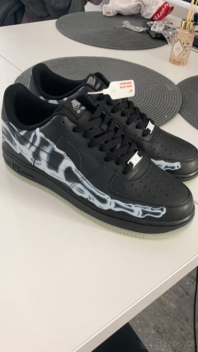 Nike Air Force 1 Low "Black Skeleton Halloween"