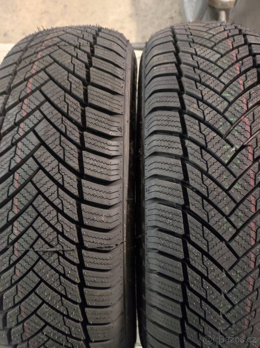 2 kusy zimní pneumatiky 155/65r13