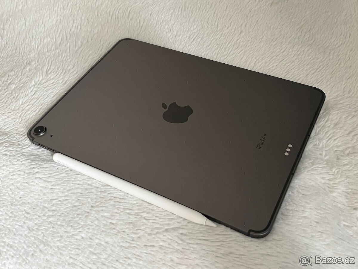 iPad Air (5. generace) Wi-Fi + Cellular 256GB Space Grey