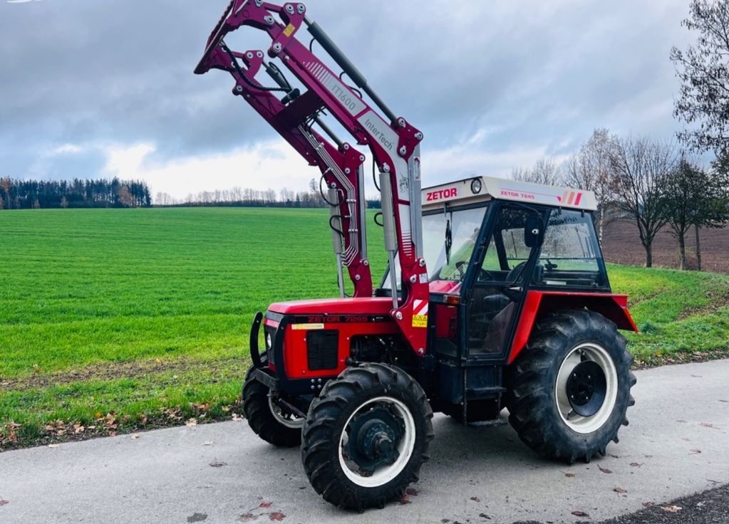 Zetor 7245 + čelní nakladač