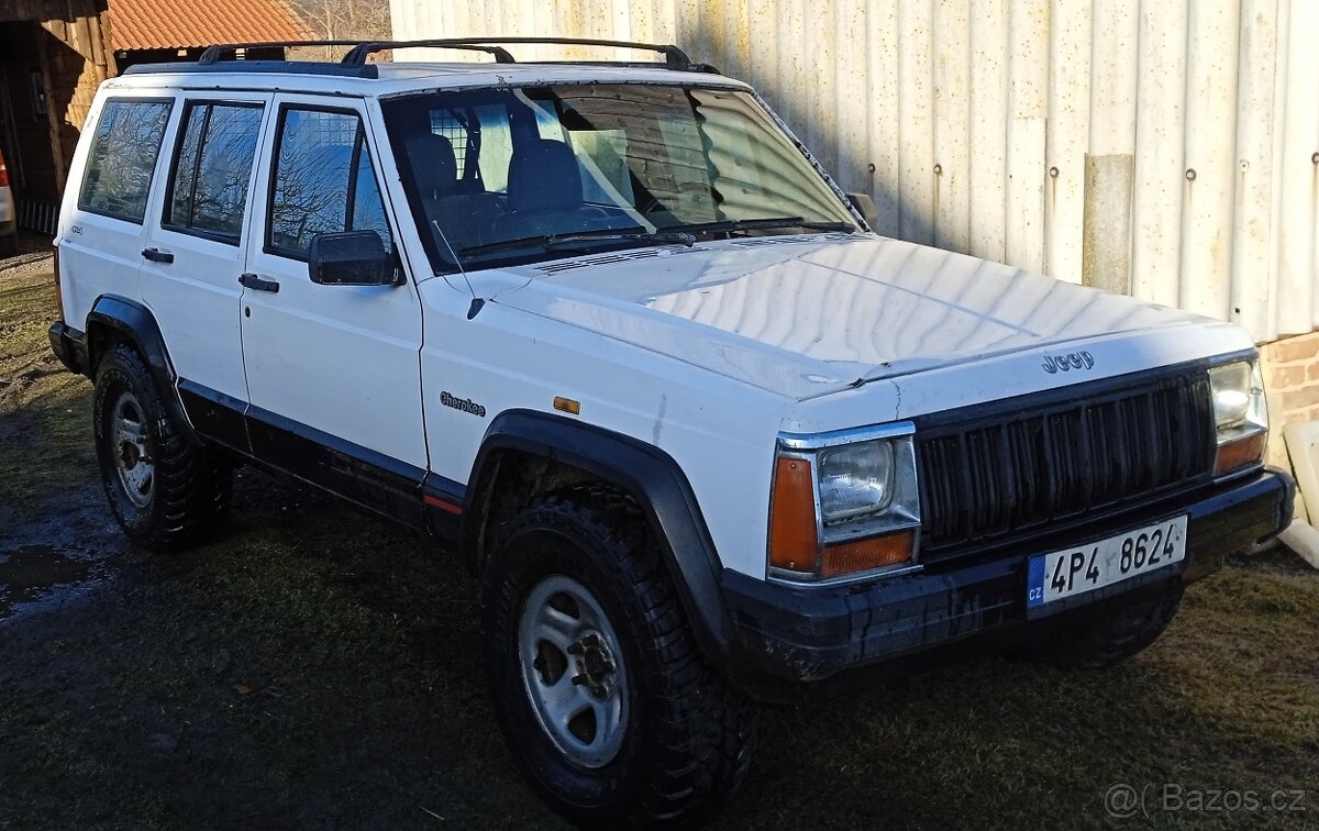 Jeep cherokee xj 2,5td  r.v 1995