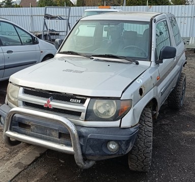 ND z Mitsubishi Pajero Pinin 1834.cm3 88.kw ben.2000 (K383)