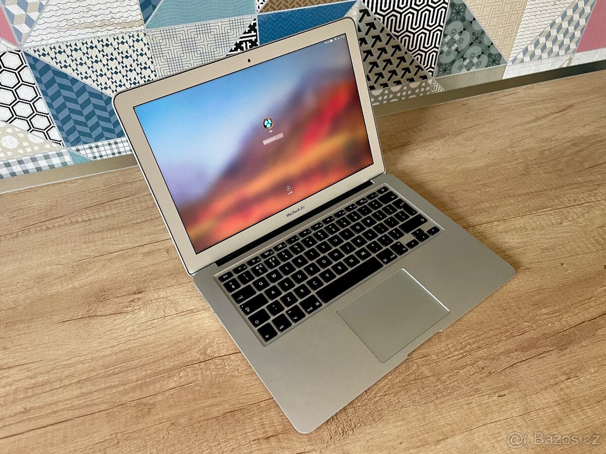 MacBook Air 13” / 4GB / 256 GB SSD