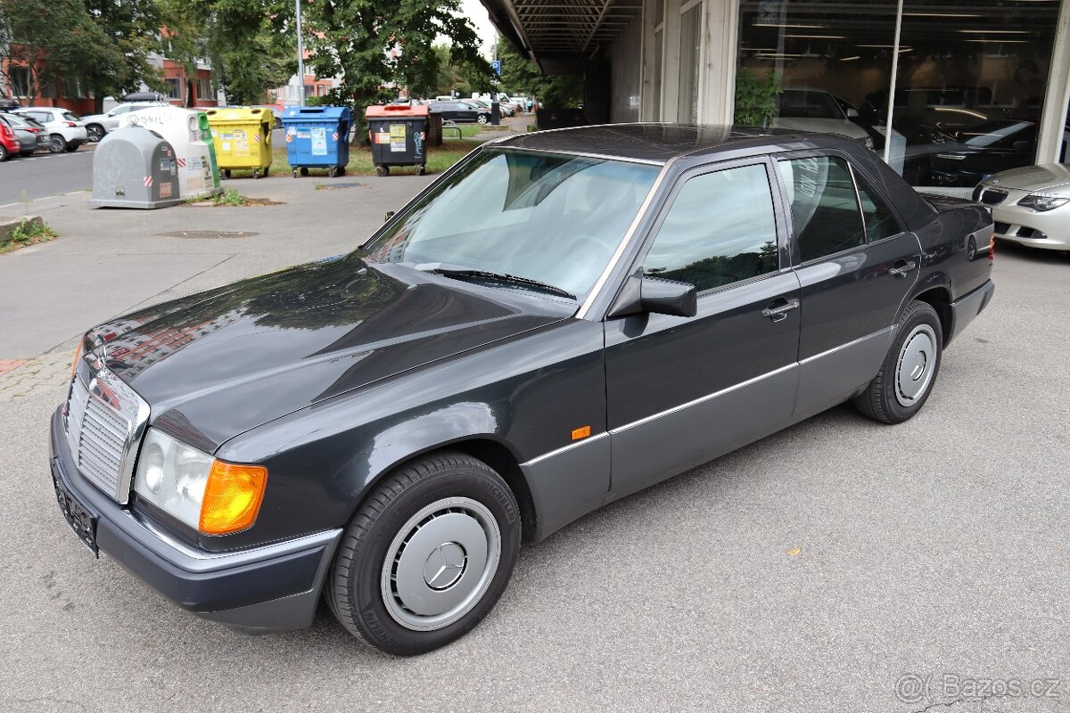 MERCEDES-BENZ 124 200E 90kW