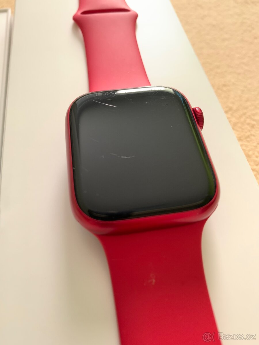 Apple watch 7 45mm product red