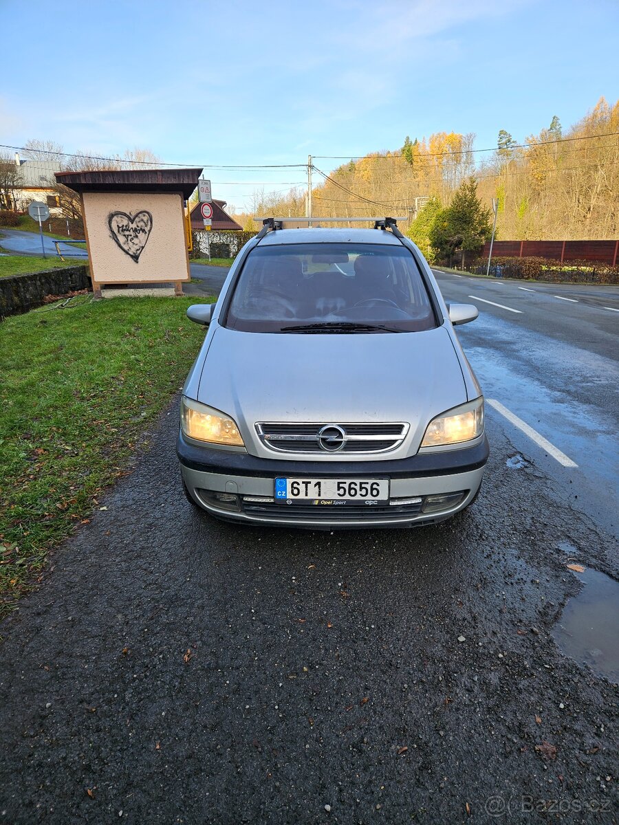 Prodám Opel Zafira 2.0 DI sedmi místné