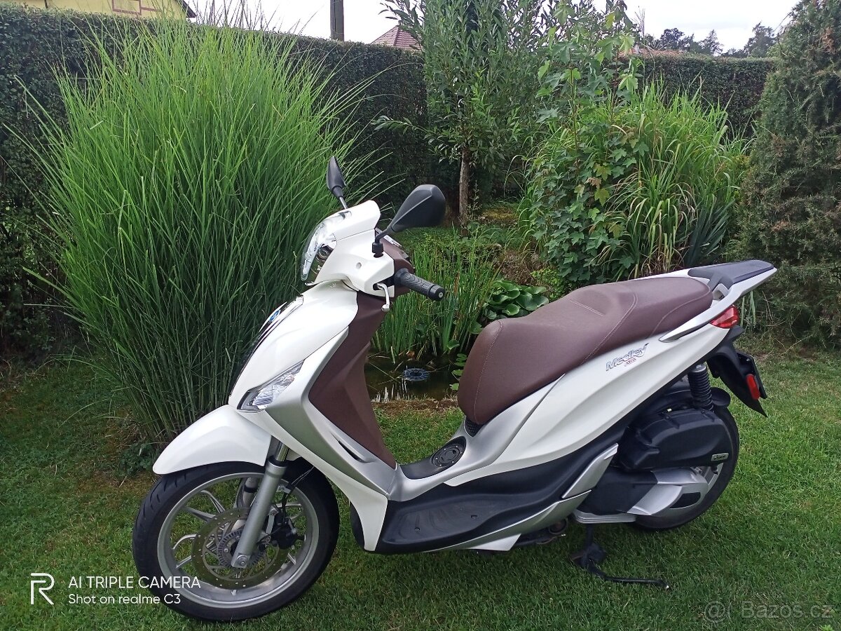 Piaggio medley 125 lehce bourana