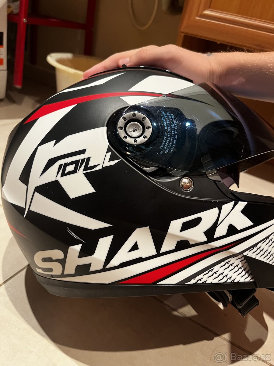 helma SHARK Ridill 1.2 Stratom