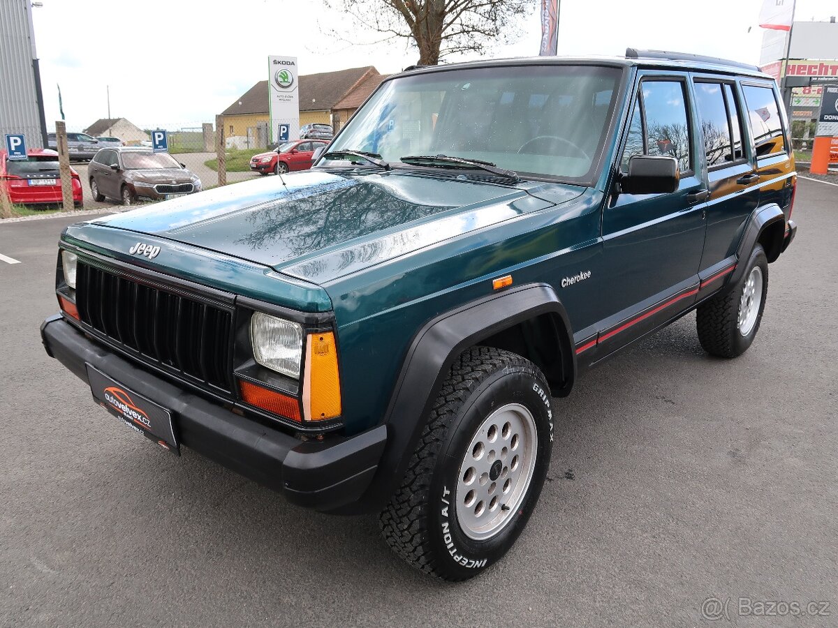 Jeep Cherokee 2.5TD,SPORT,tažné,4x4,EKOzaplaceno