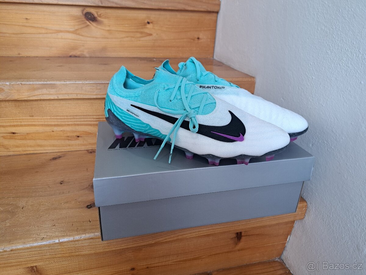 Kopačky Nike PHANTOM GX ELITE velikost 46