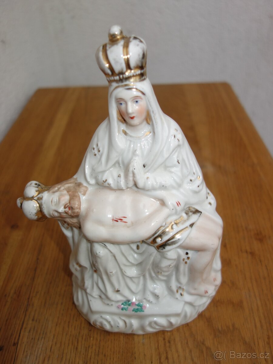 Porcelanová Pieta číslo 233