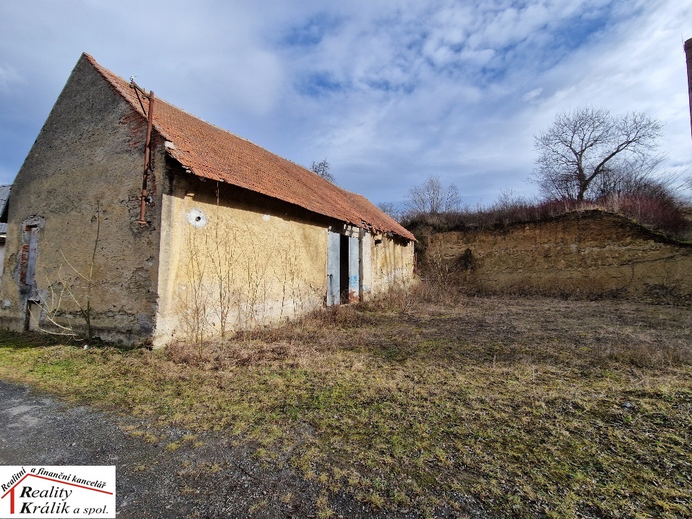 Stodola s pozemkem, 3km od Kutné Hory