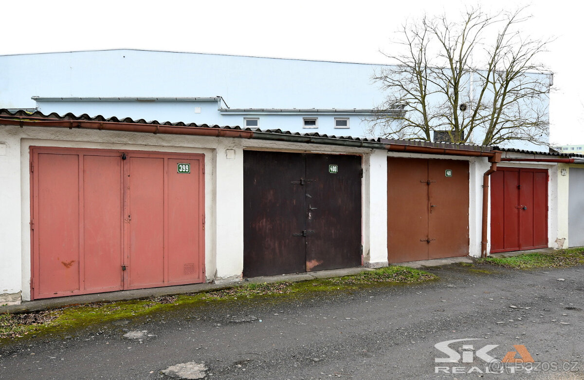 SLEVA  Prodej garáže u zimního stadionu (Louny), 19 m2