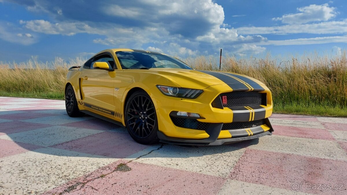 PRONÁJEM MUSTANG GT, 5.0 V8 345kW, USA MANUÁL