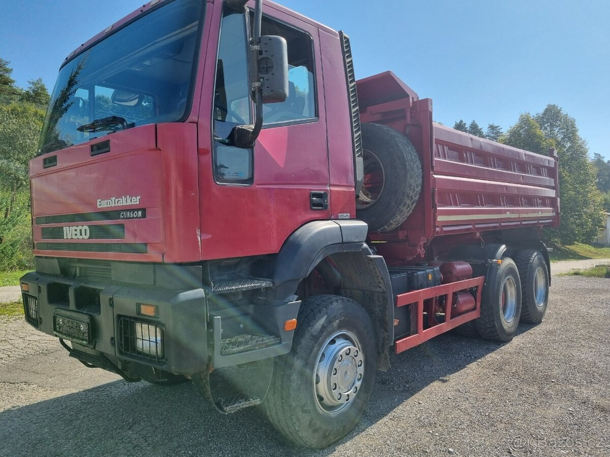 Iveco MP260E38W 6x6 S3 rok 2004