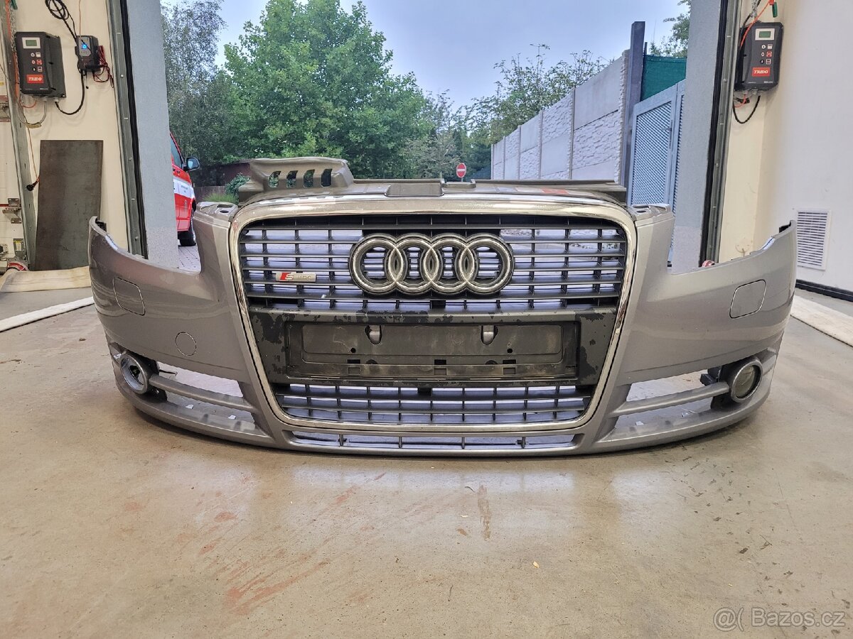 Přední nárazník Audi A4B7 LY7H