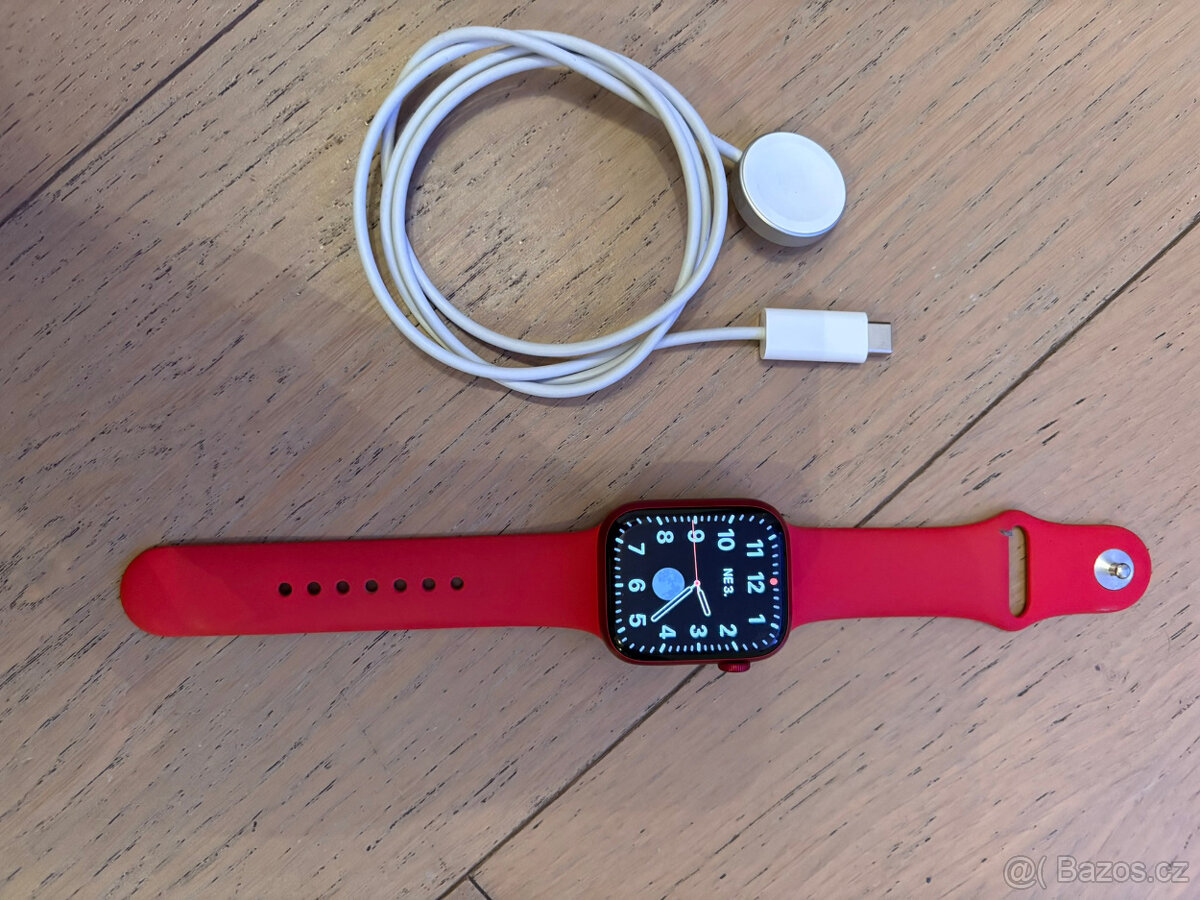 Apple Watch 7 45mm Red