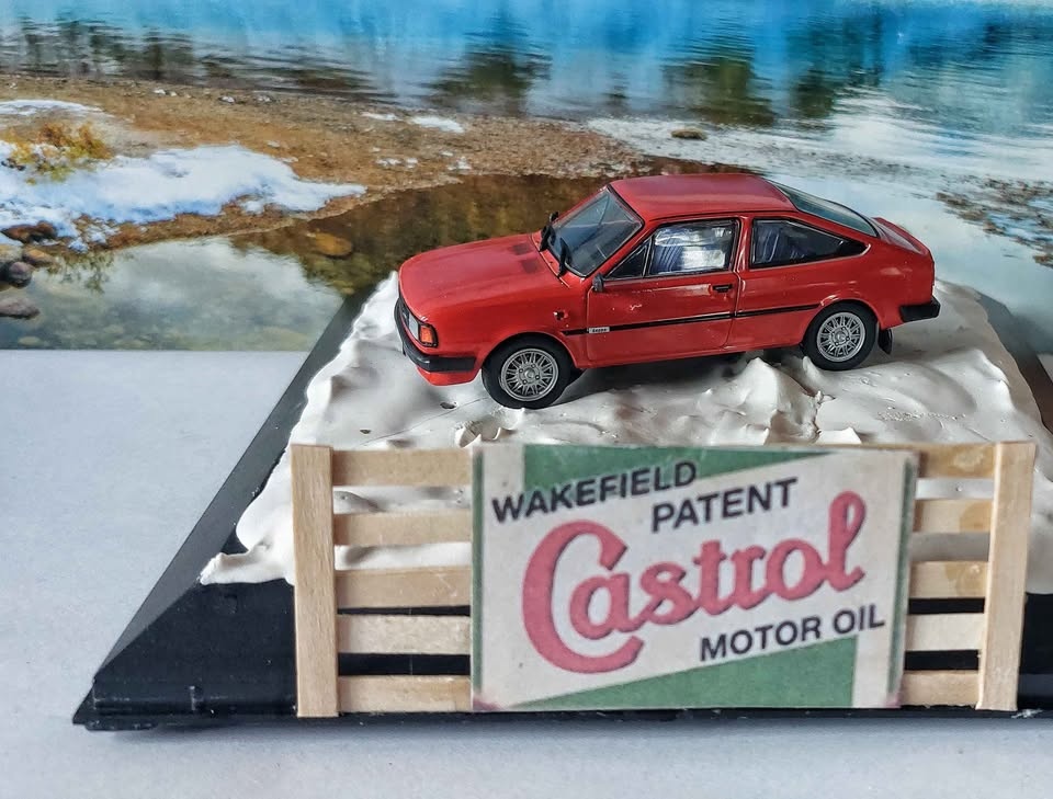 Kovový model - Škoda Rapid ( 1:43 )