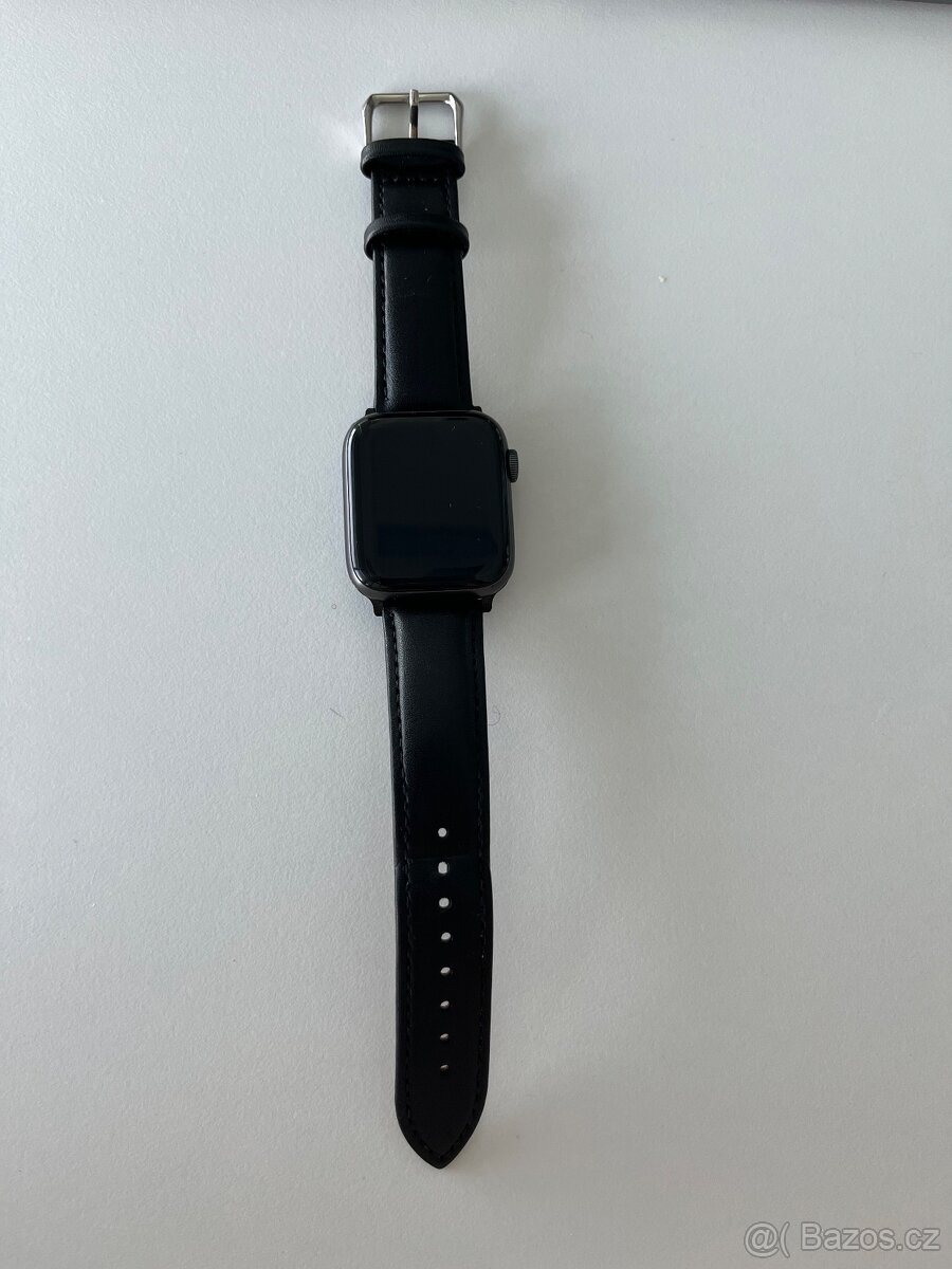 Apple Watch SE 44mm Cellular (LTE) Nike