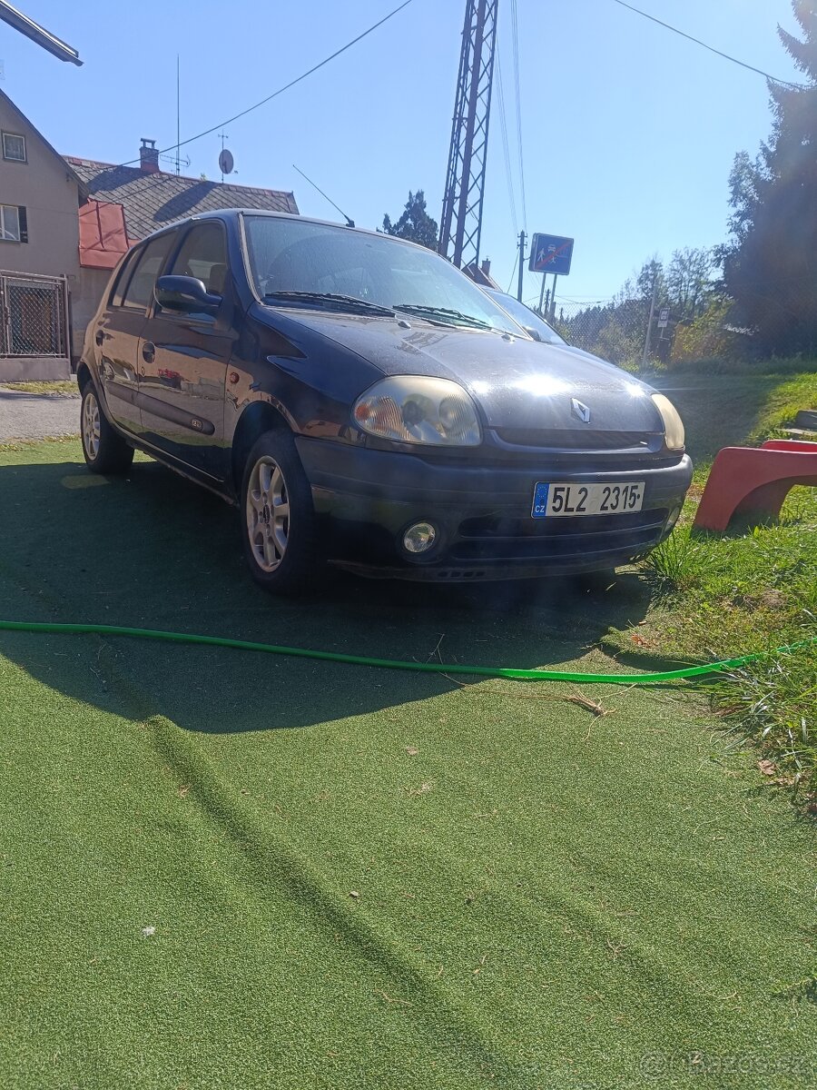 Clio 1.2 benzín