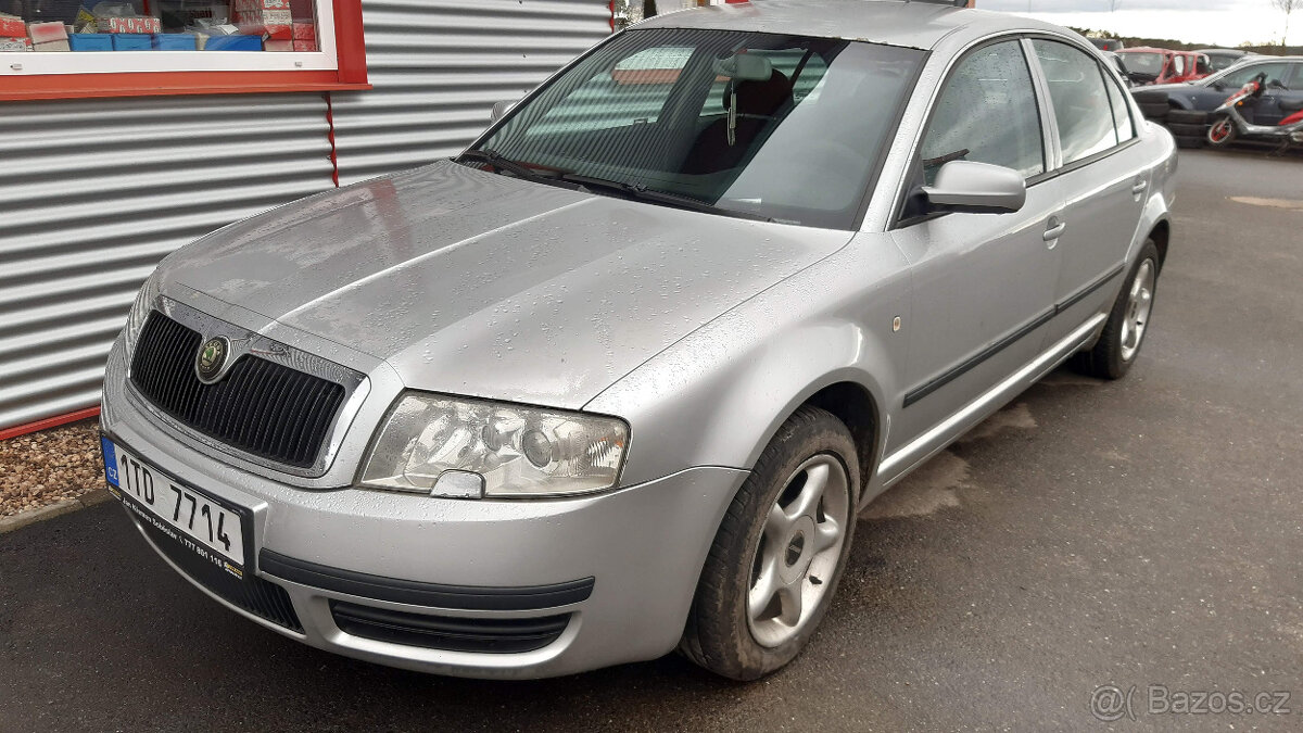 Škoda Superb 1,8T 110kW 2002 JEZDI, XENONY, DILY