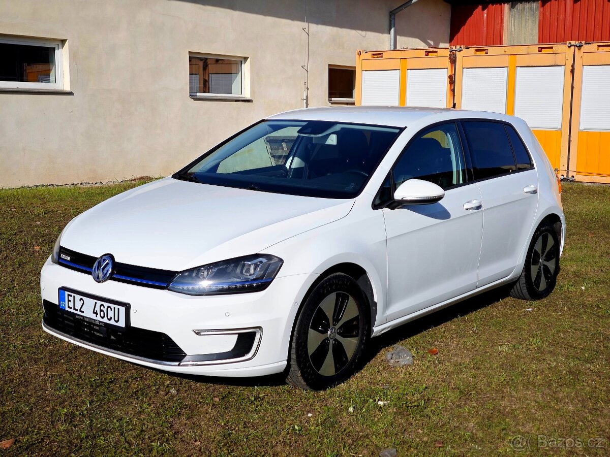 VW e-Golf 85kw ACC kůže kamera navi DPH