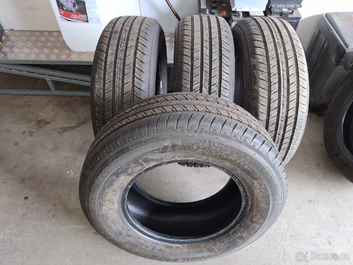 NANKANG TOURSPORT NS 225/70R15 100H