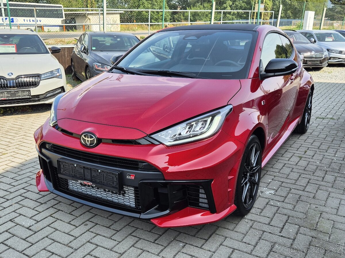 Toyota Yaris GR FACELIFT NOVÝ VŮZ ZÁRUKA SKLADEM