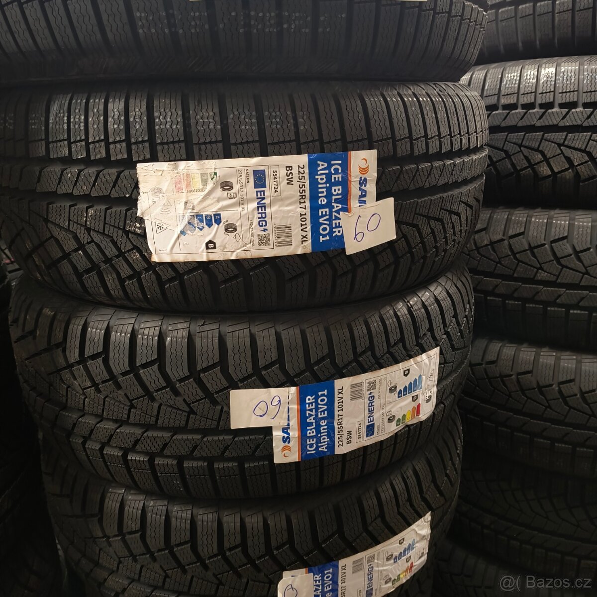 NOVÉ Zimní pneu 225/55 R17 101V Sailun