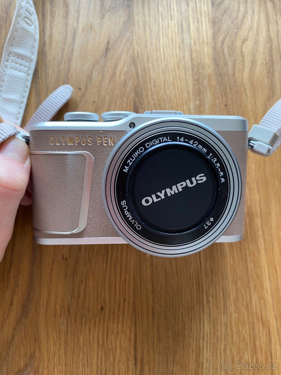 Olympus PEN E-PL10