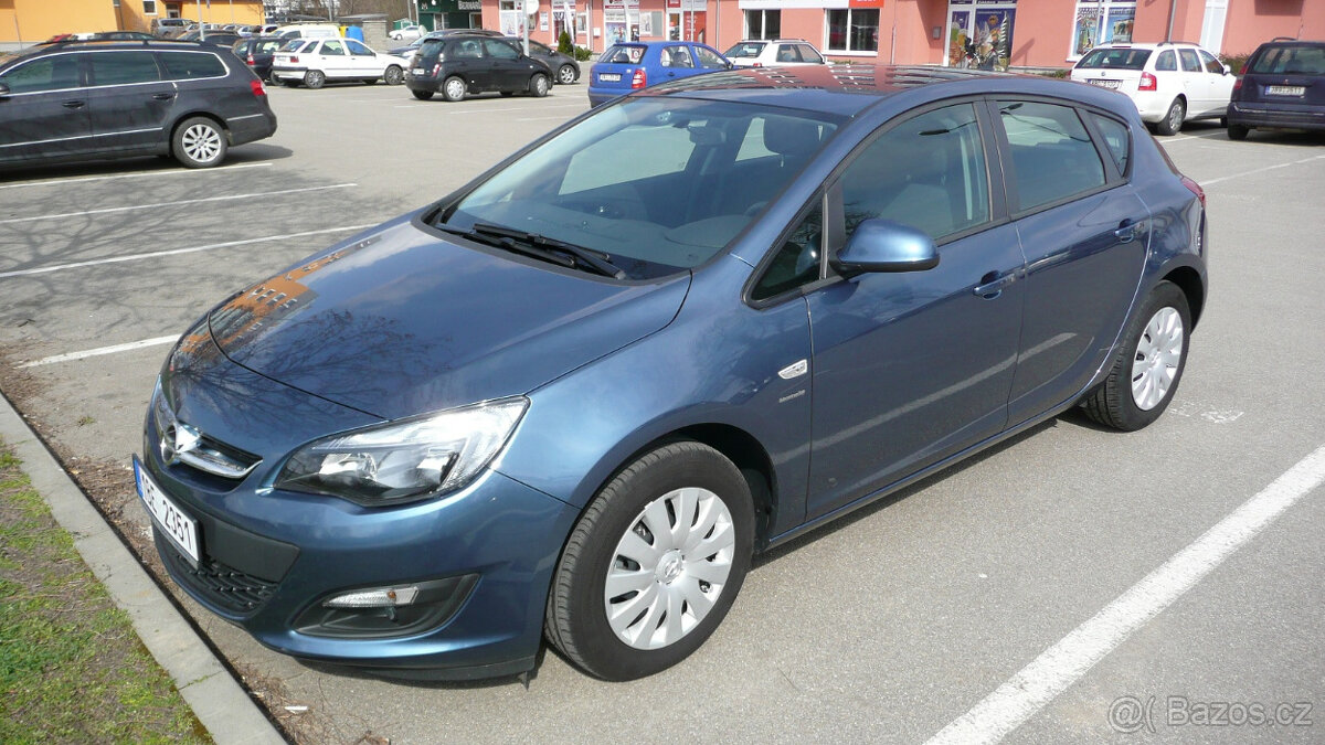 Opel Astra J 1.4 Turbo 88kW, rok 2016, 1. majitel