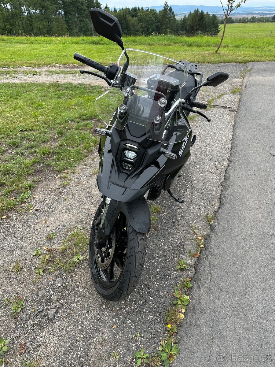 Suzuki V-Strom 800