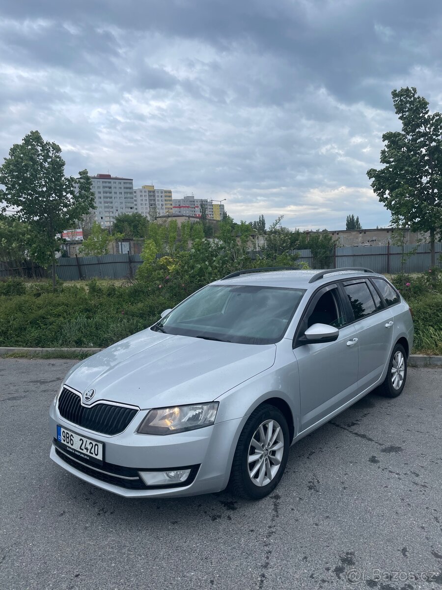 Škoda Octavia III //1,6Tdi / 77kw / klima / DSG