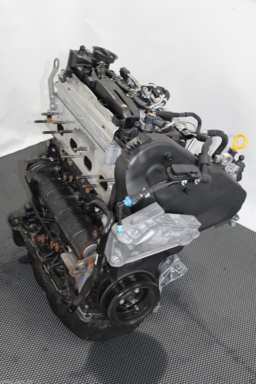 MOTOR DFCA - 2.0 TDI TOP STAV, ZÁRUKA.EXTRÉMNĚ MÁLO JETÝ