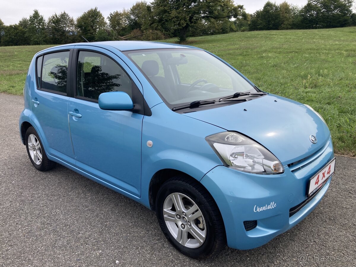 Daihatsu sirion 1.3i 4x4 Subaru Justy