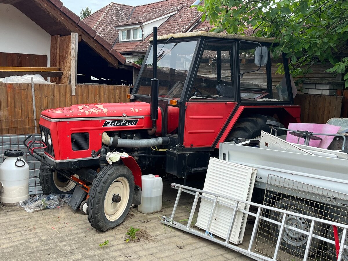 Prodám krásný traktor Zetor 5611 po kompletní renovaci