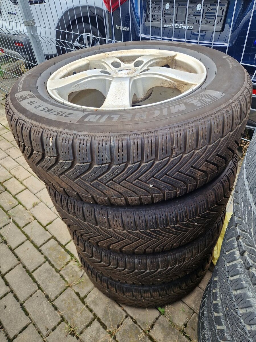 Alu kola 7Jx16 ET40 5x114,3, pneu 215/65 R16 98H