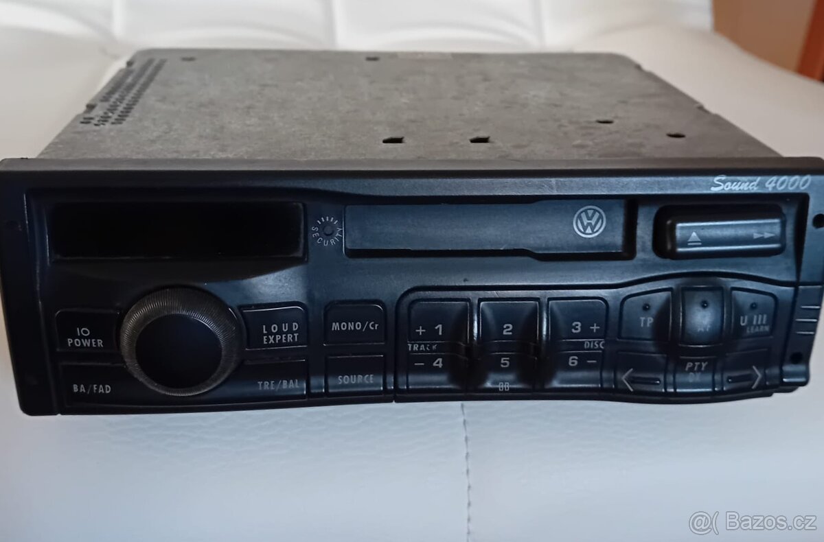 Vintage Autoradio VW Grundig sound 4000