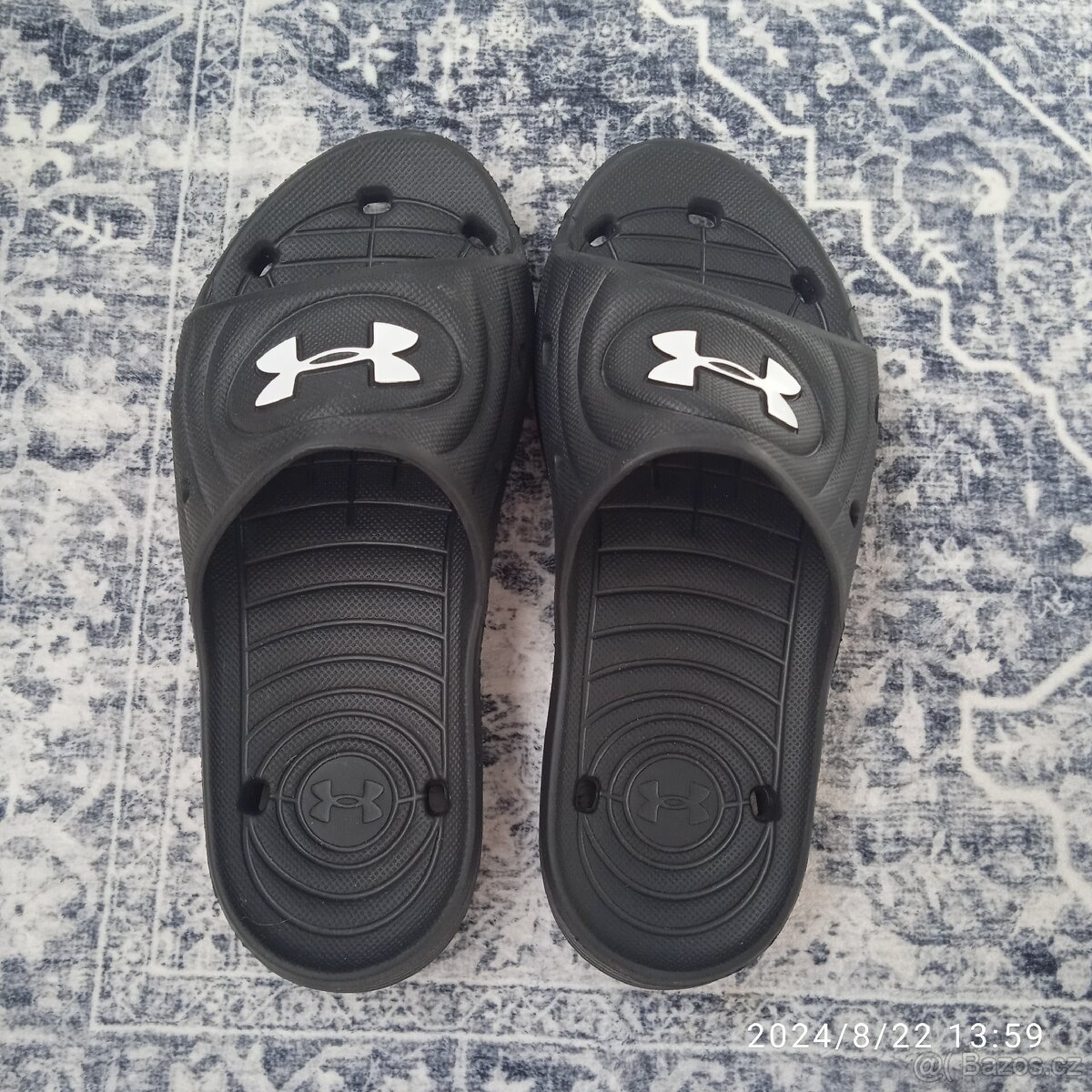 nové under armour cukle